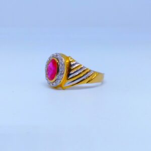 22 kt 916 hallmark Oval Shape red diamond gents ring