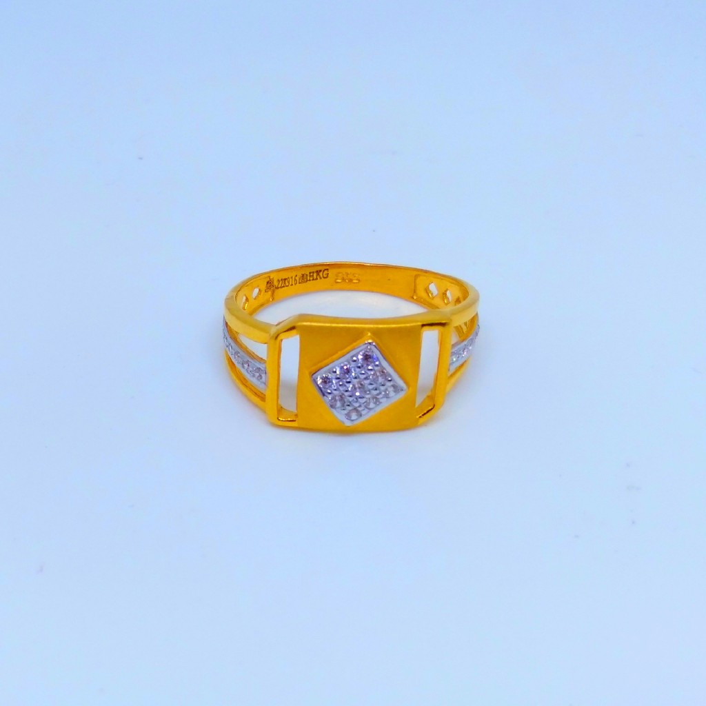 22 KT 916 Hallmark mate rhombus design gents diamond ring - Image 3