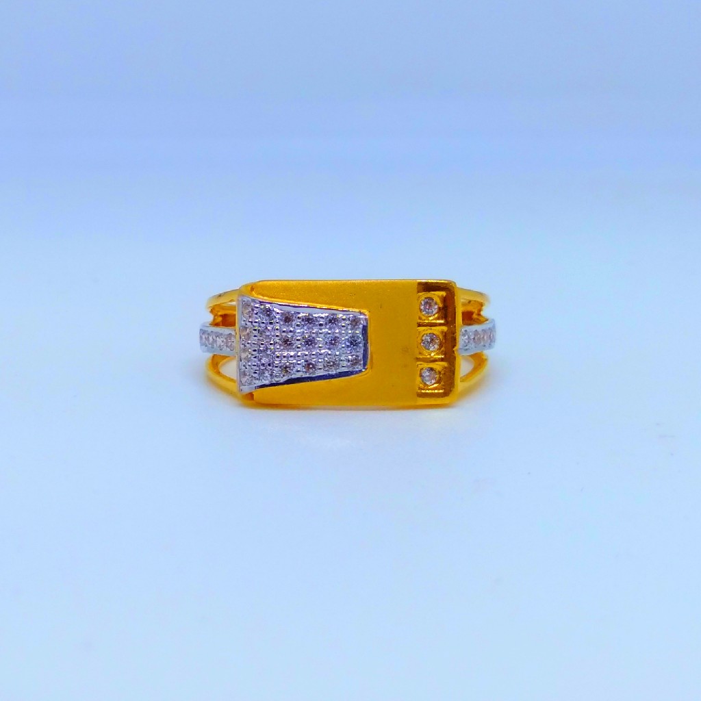 22 KT 916 Hallmark classic mate diamond gents ring