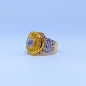 22 KT 916 Hallmark round shape gents diamond ring