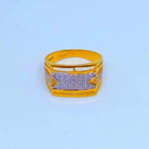 22 KT 916 Hallmark fancy gents diamond ring