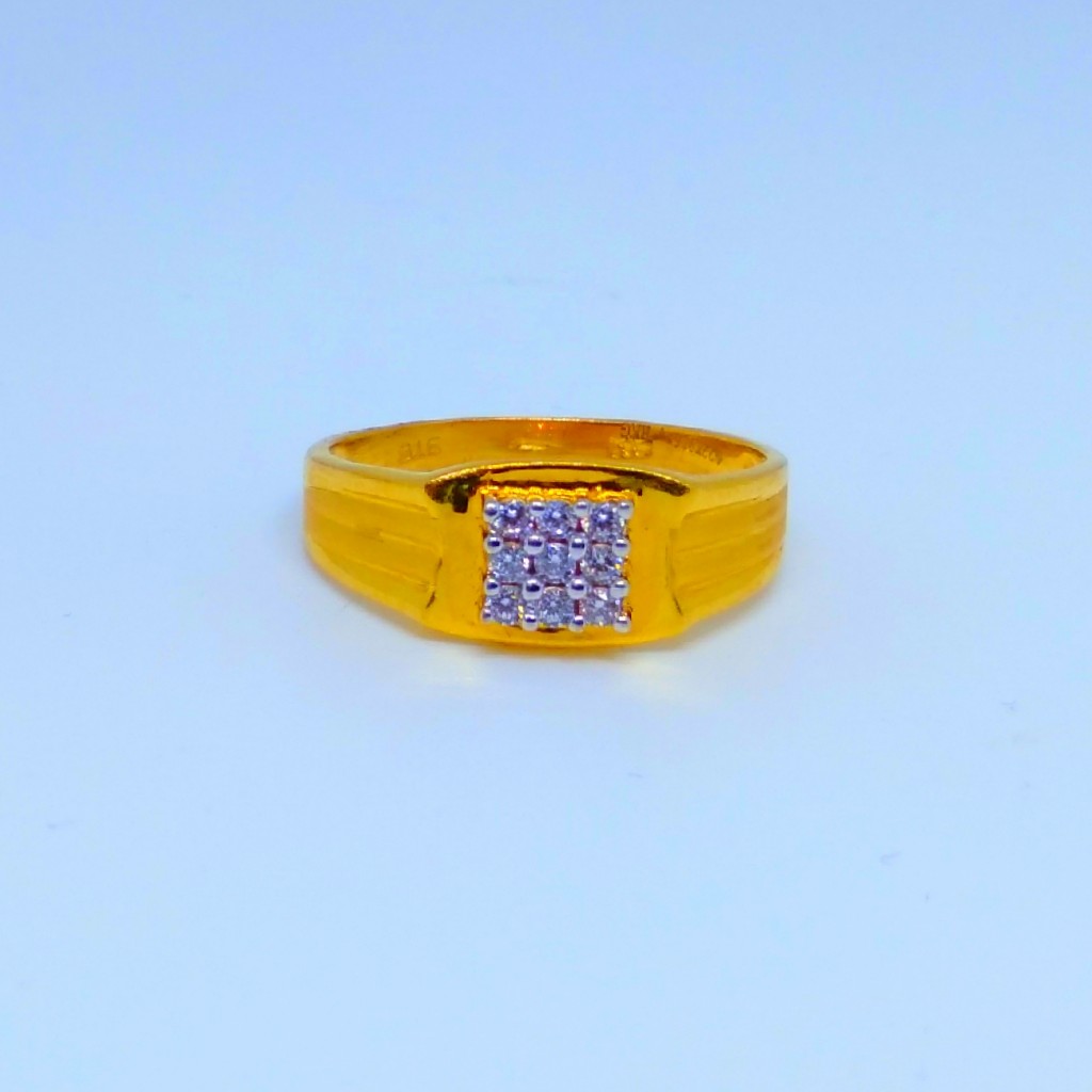 22 KT 916 Hallmark square diamond gents Ring