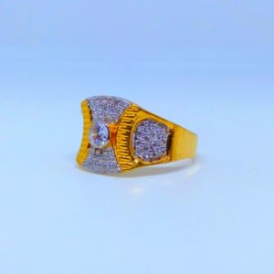 22 KT 916 Hallmark Fancy diamond gents ring