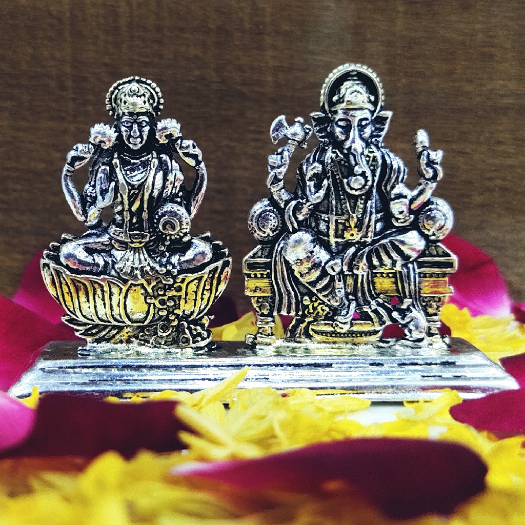 Silver oxidized Ganesh Ji-Lakshmi Murti (solid plate)