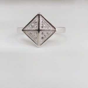 Sterling Silver 925 Fancy Ladies Ring
