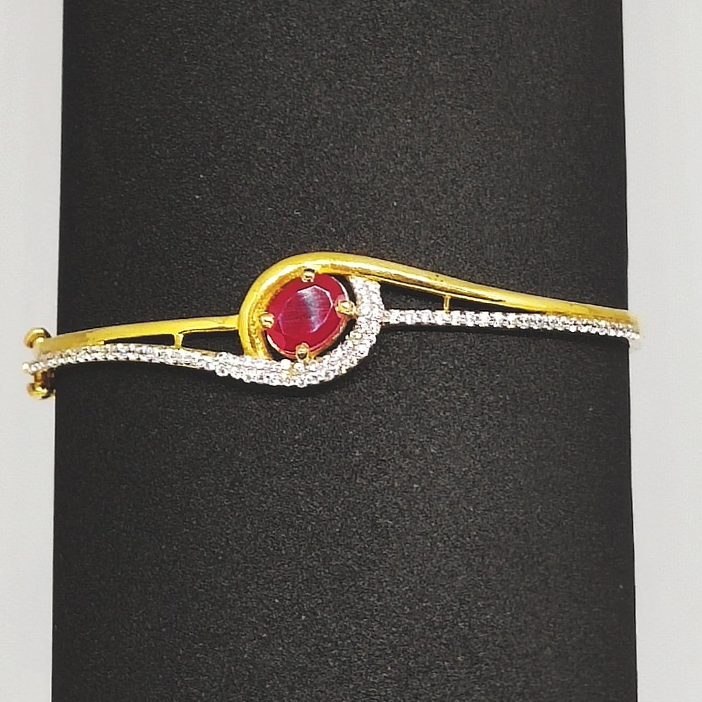 18 KT Hallmark Ladies Kada ( Bracelet ) - Image 3