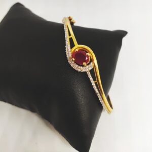 18 KT Hallmark Ladies Kada ( Bracelet )