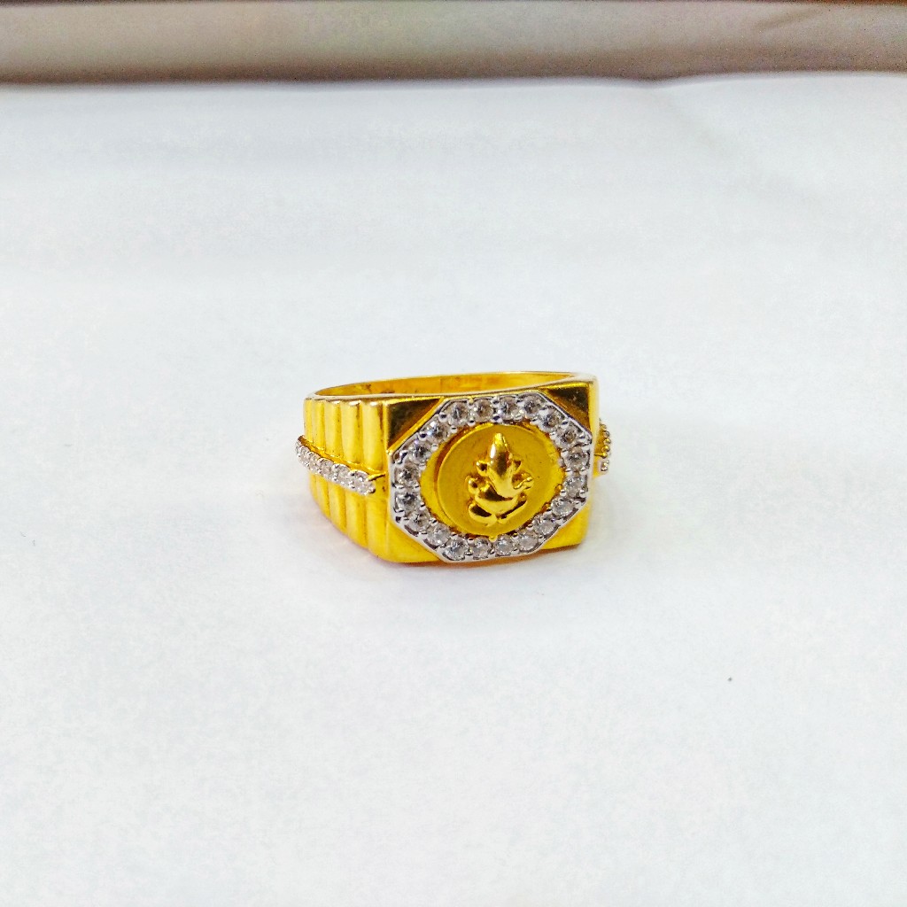 22 KT 916 Hallmark Men Ring