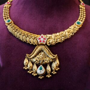 22kt antique necklace