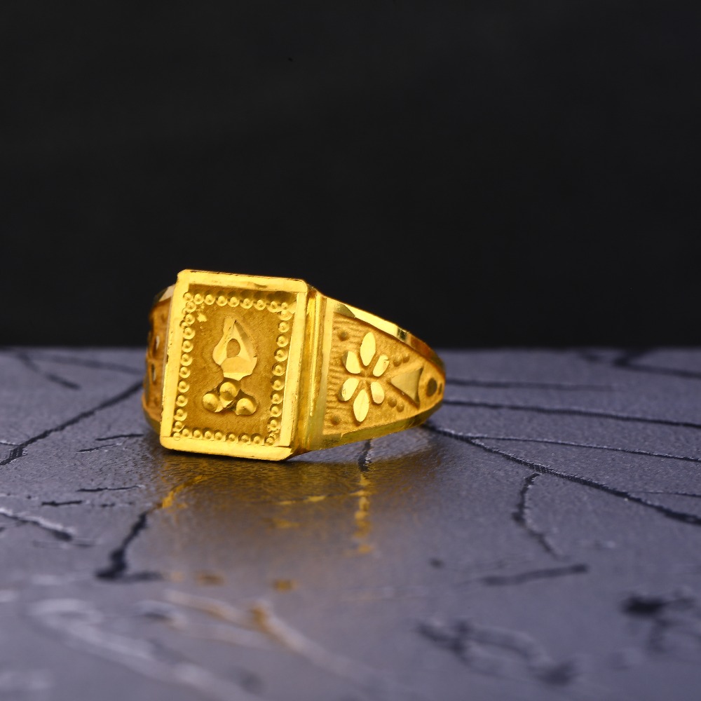 916 Gold Hallmark Men's Ring