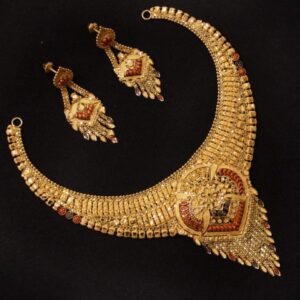 22KT Gold Trendy Heavy Design Hallmark Necklace Set