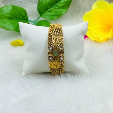 ANTIQUE JADTAR LADIES BRACELET