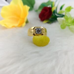 22k Yellow Gold Stylish Ring