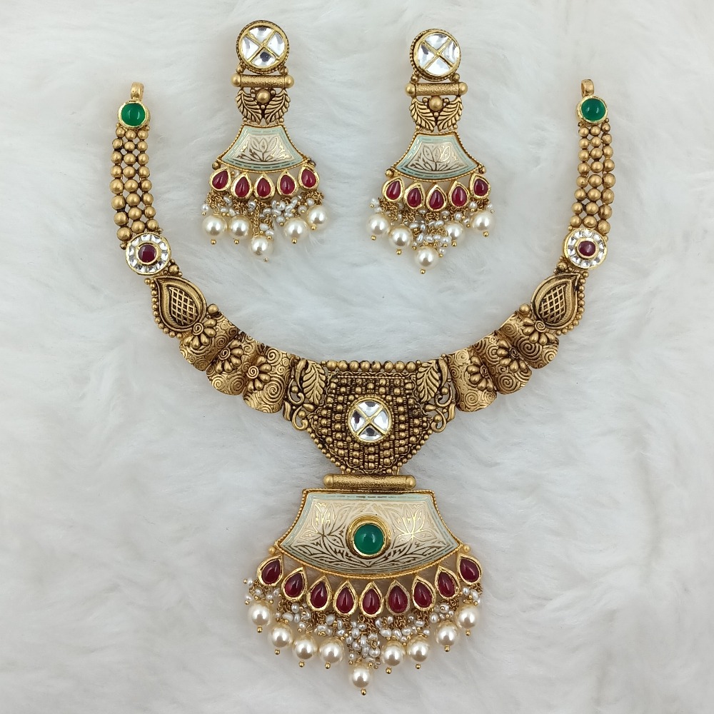 22K Gold Antique Hasdi Necklce Set