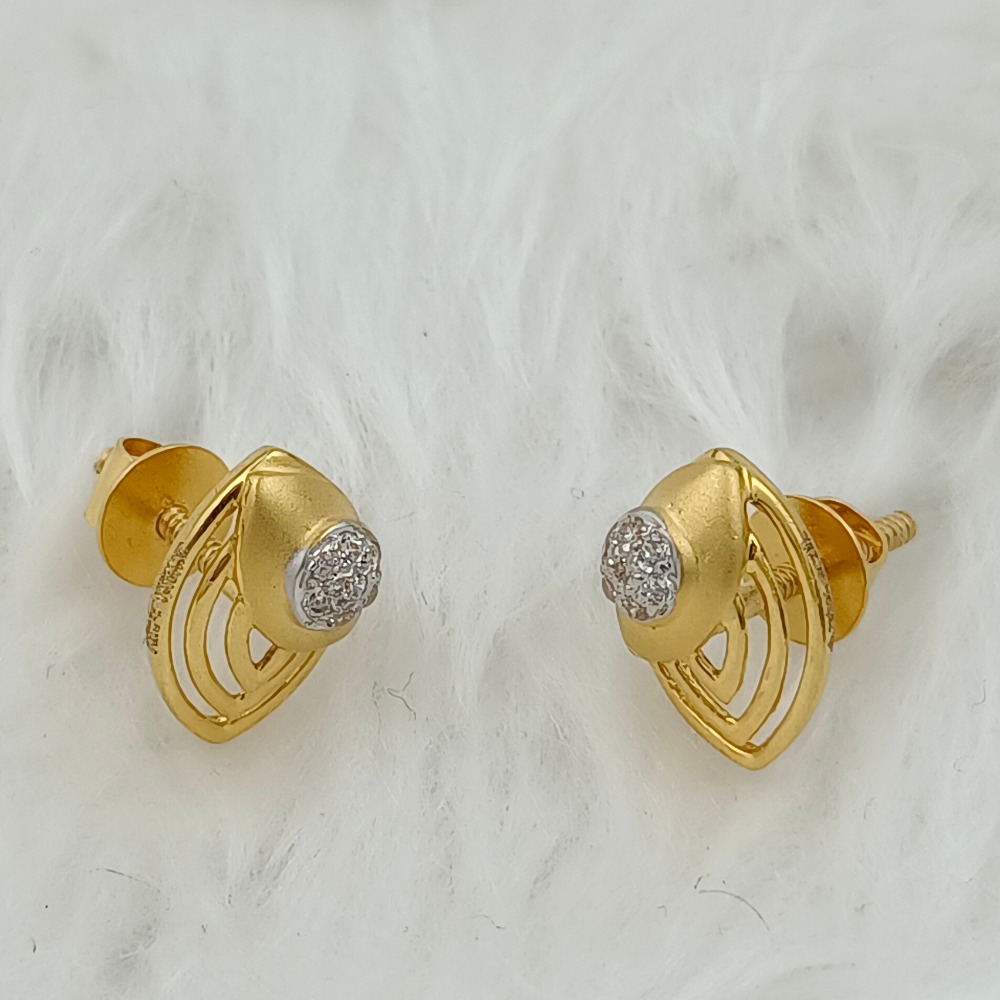916 GOLD CASTING EARRING