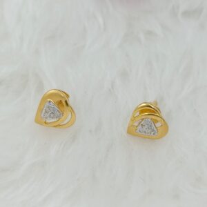 916 GOLD HEART SHAPE EARRING