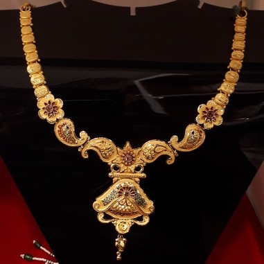 Necklace set