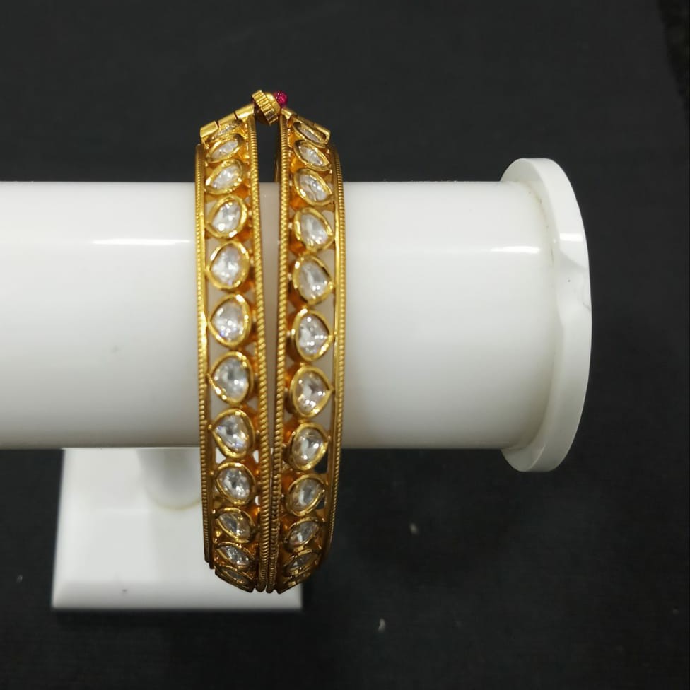 Kundan Bangles