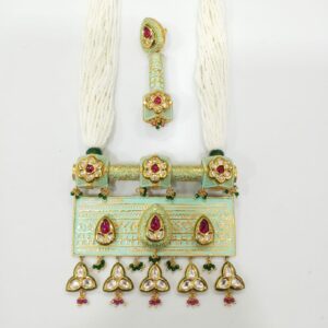Kundan pendant set