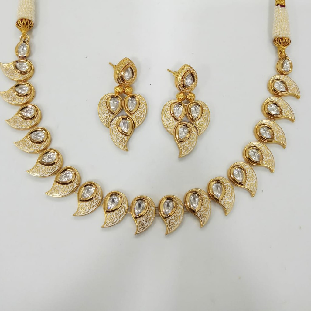 Kundan set
