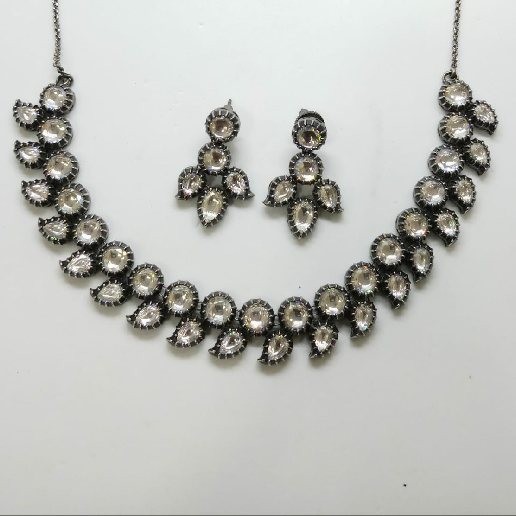 Kundan set