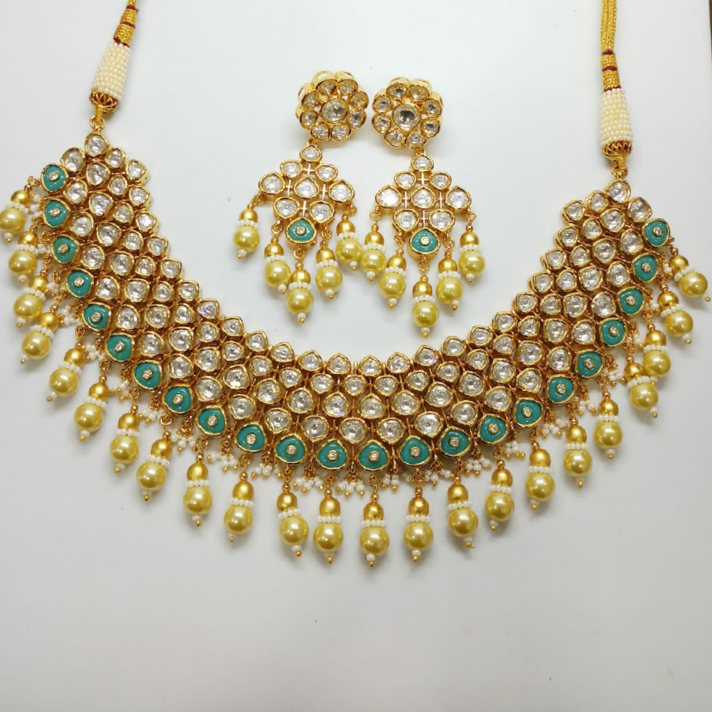 Kundan set