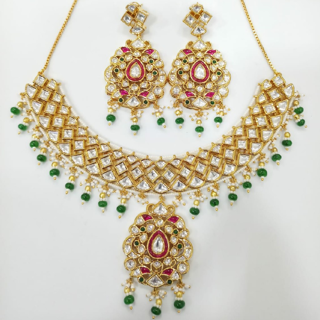 Kundan set
