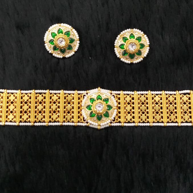 Kundan set