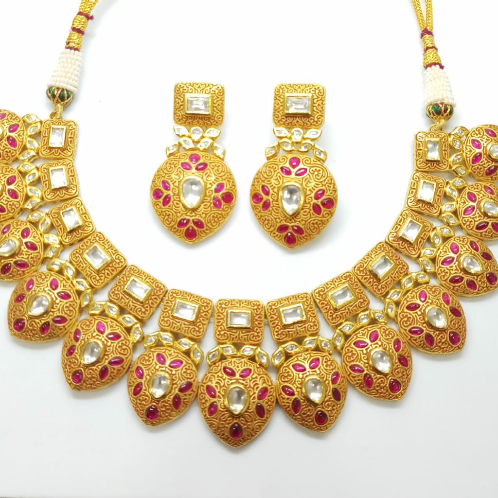 Kundan set