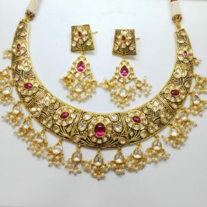 Kundan set