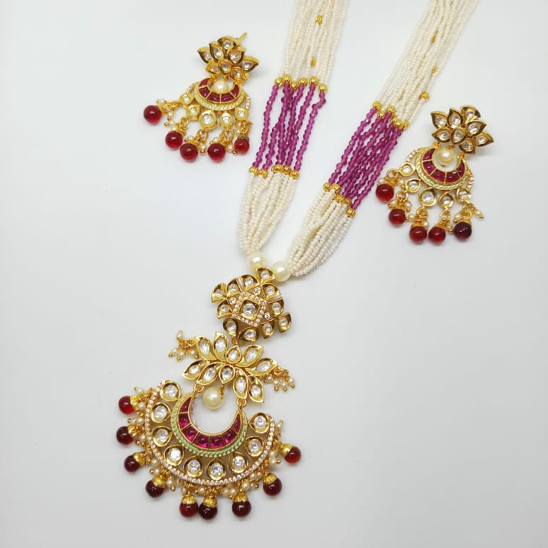Kundan pendant set