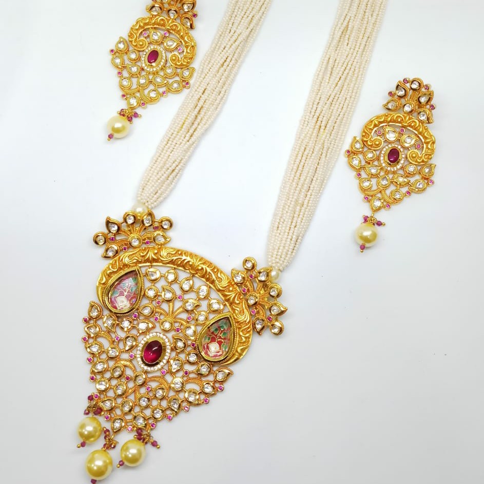 Kundan pendant set
