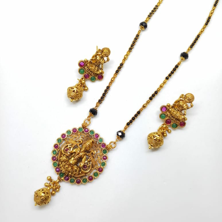 gold Forming pendant set