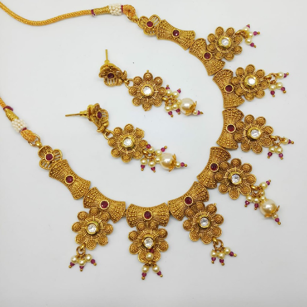 Gold forming set