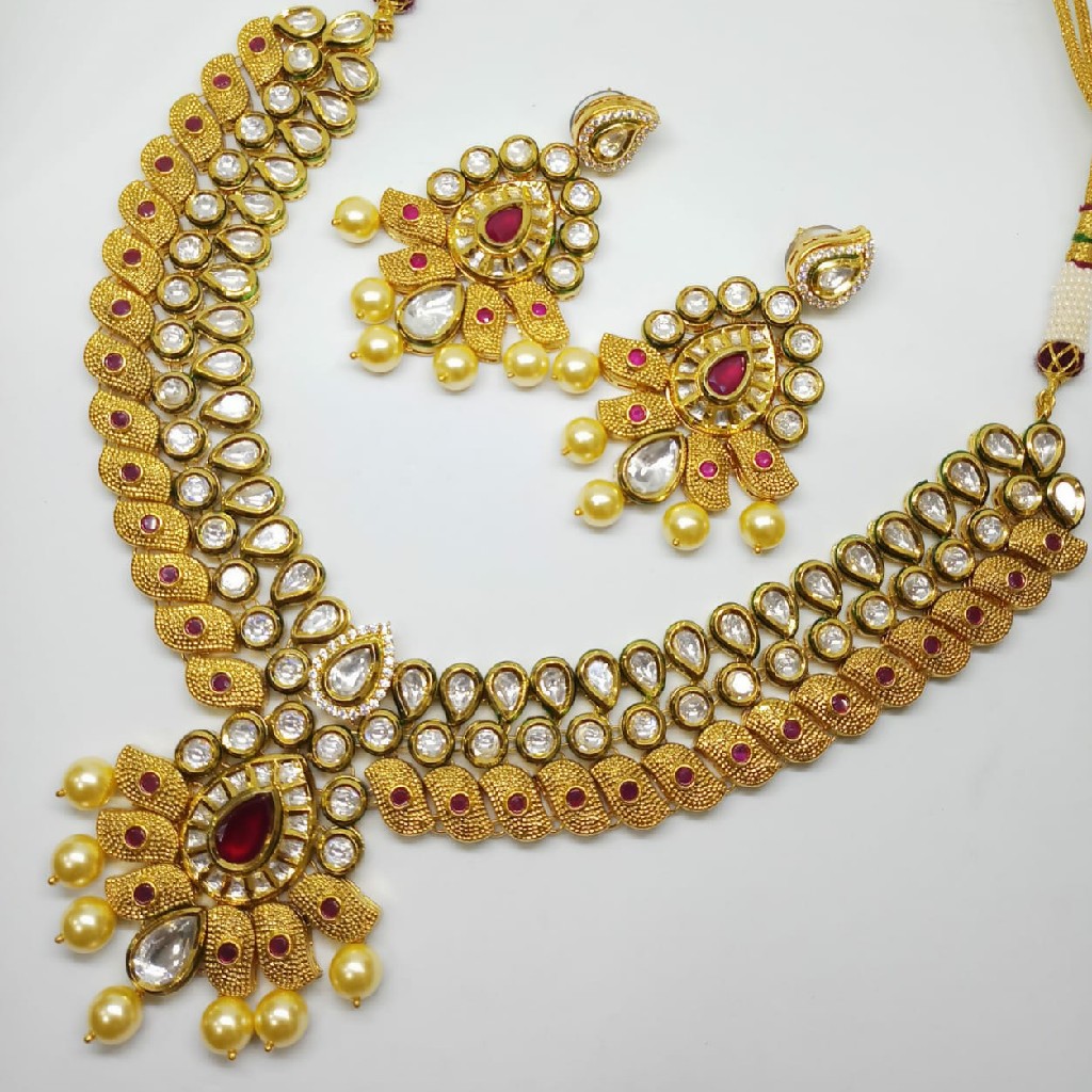 Kundan set