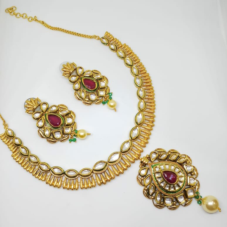 Kundan set