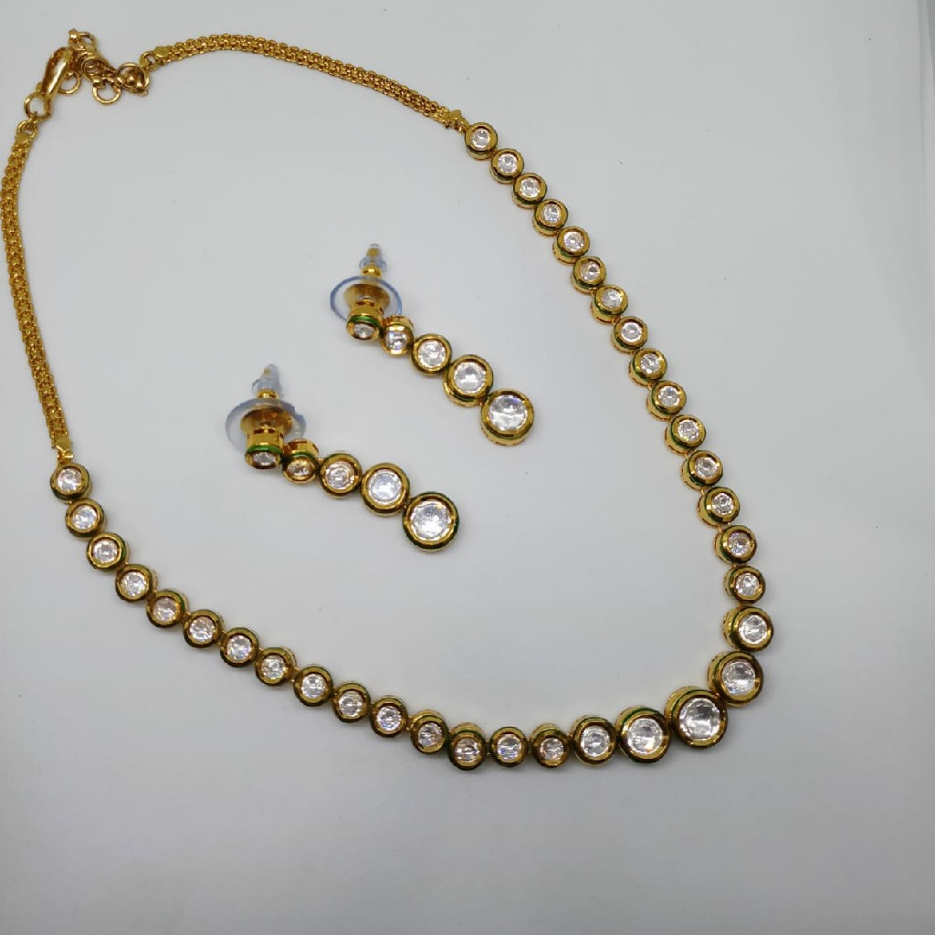 Kundan Set