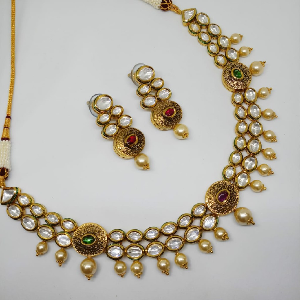 Kundan Set