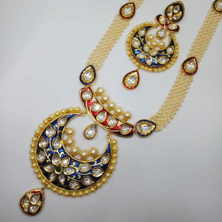 Kundan pendant set