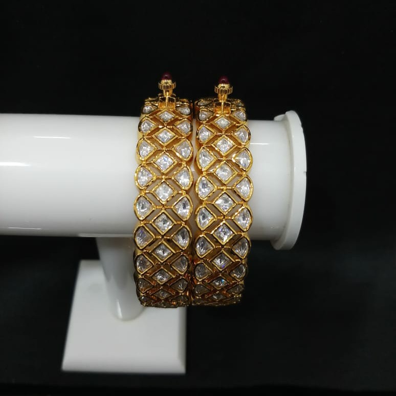Kundan kada