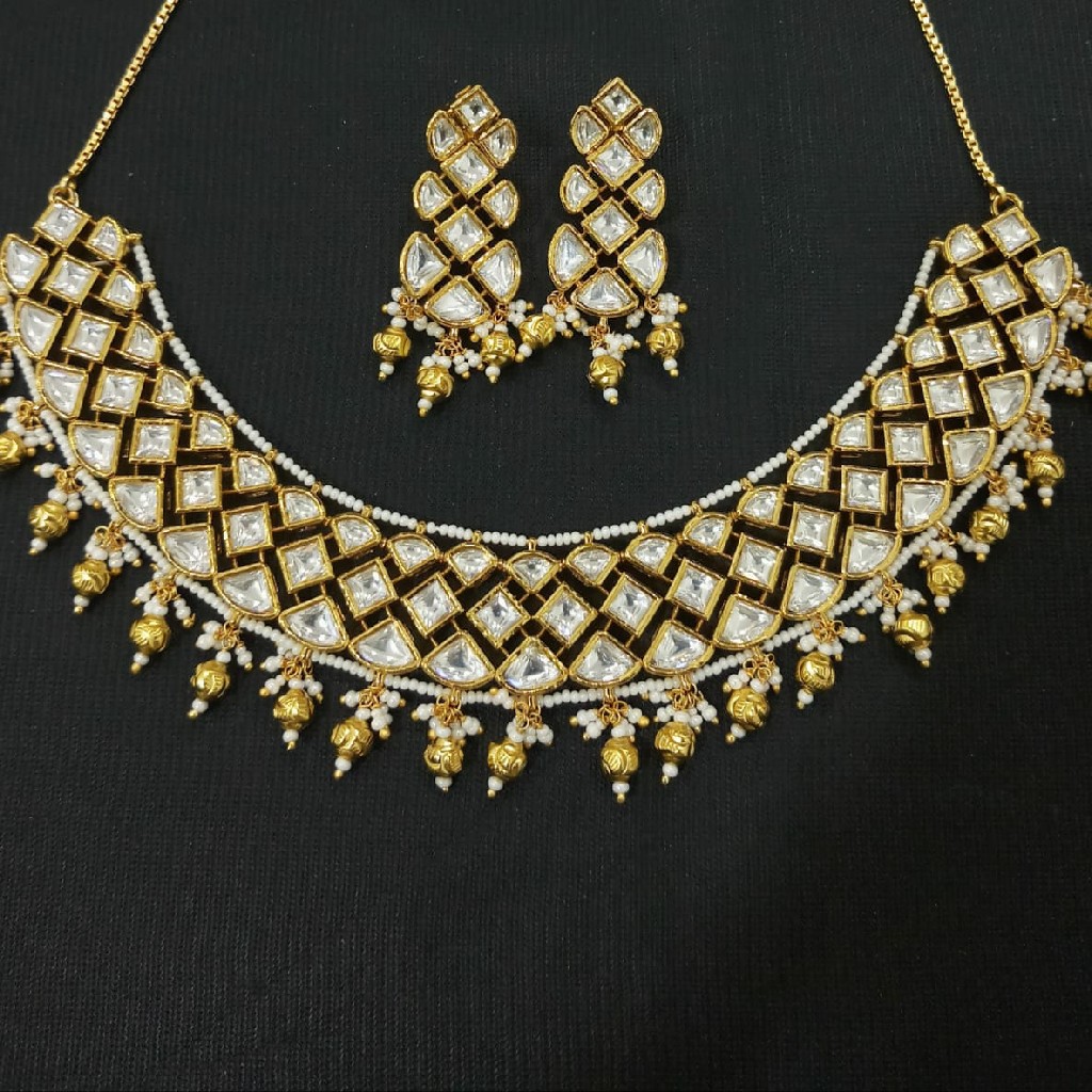 Kundan set