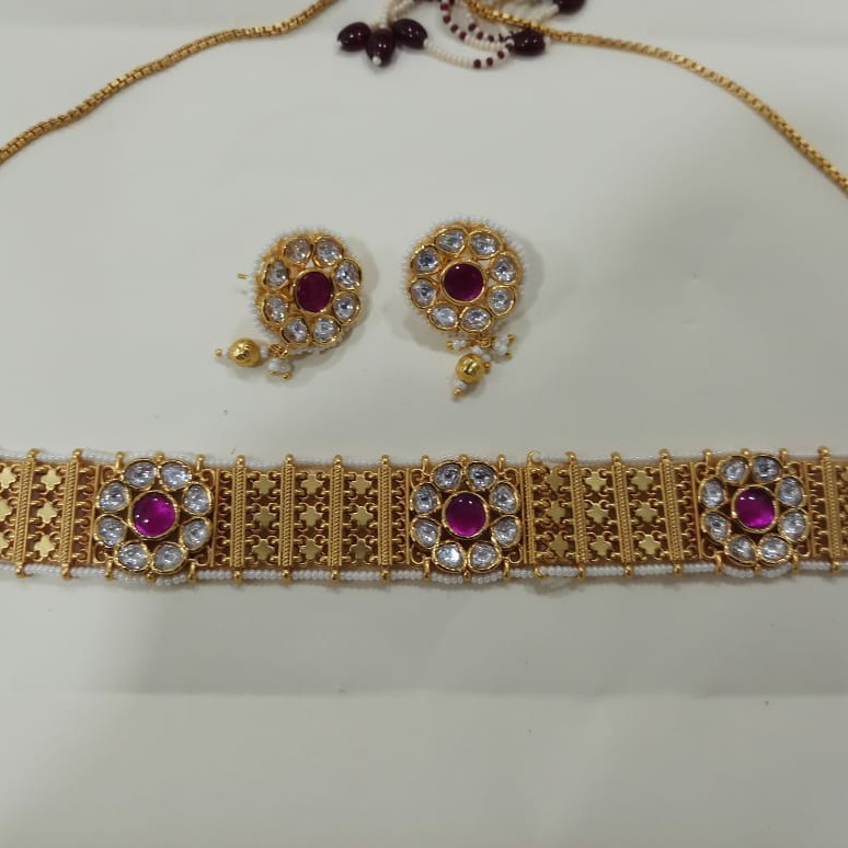 Kundan set
