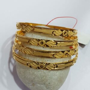 Ladies bangle