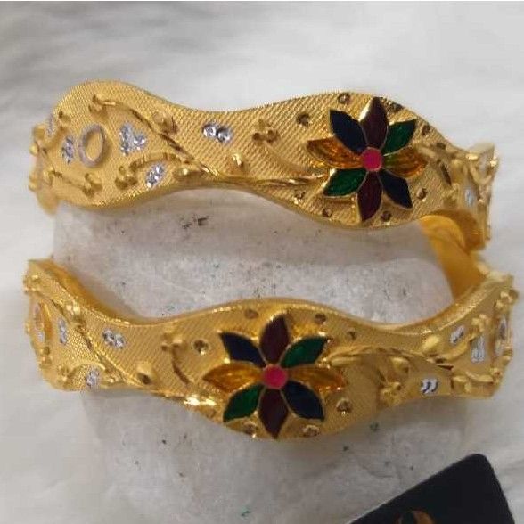 Ladies bangle
