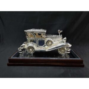 Silver car (showpiece)
