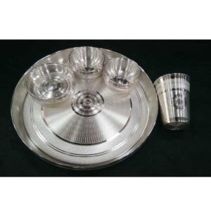 Silver dinner set