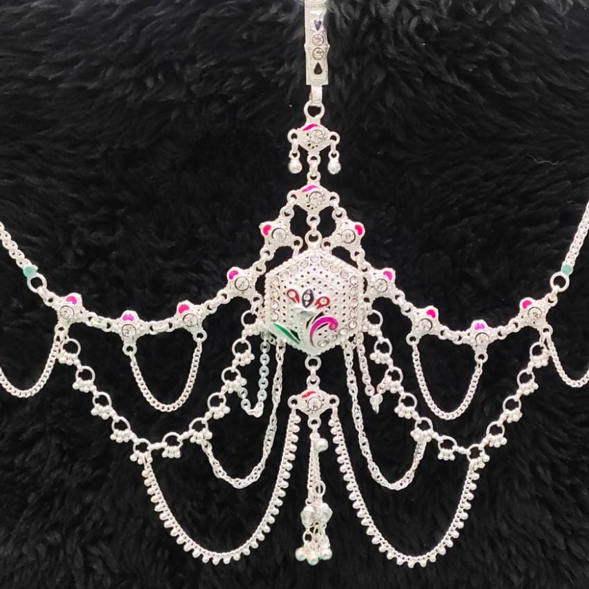 Pure silver ladies traditional design kandora