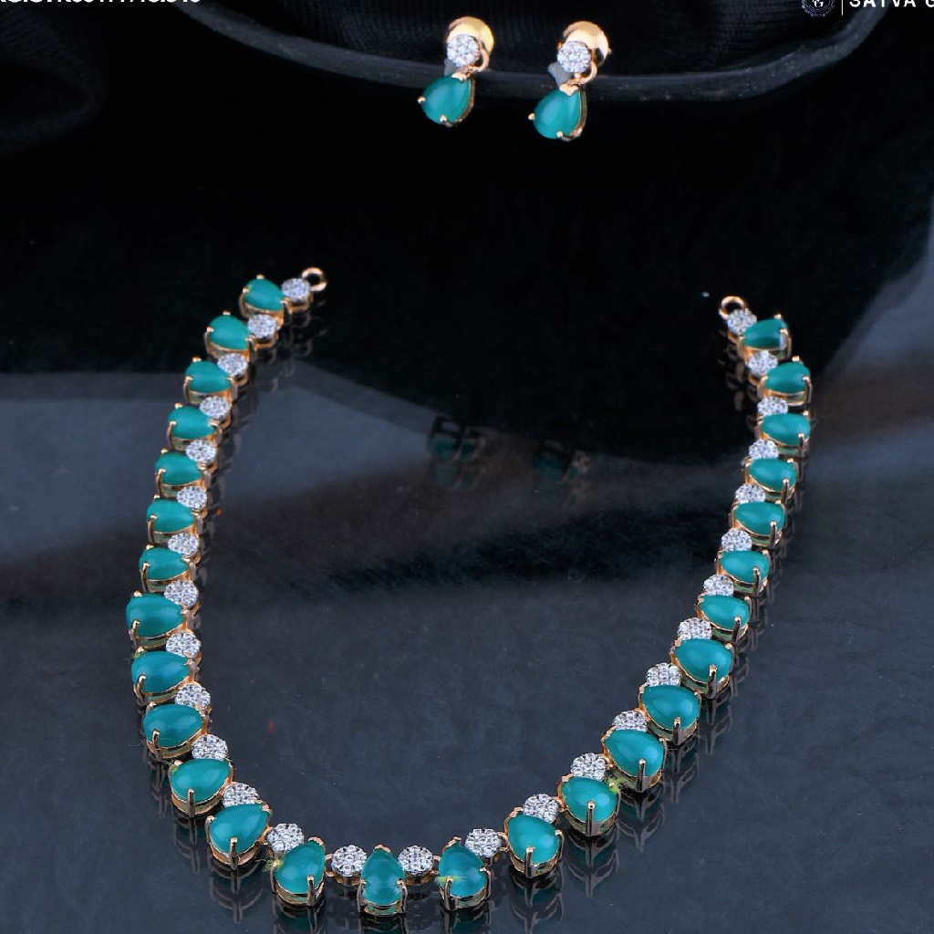 Latest Design Ladies Gold Necklace Set