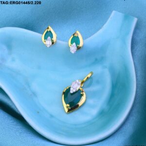 New Latest Design Ladies Gold Pendant Set