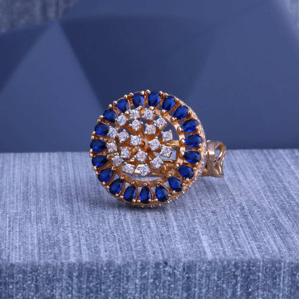 New Design Ladies Gold Ring